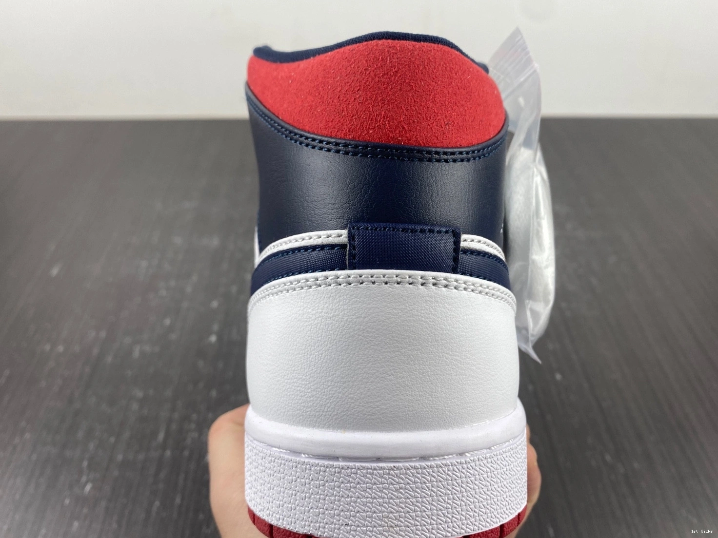 Jordan 1 USA Mid - 852542-104 SE 0518